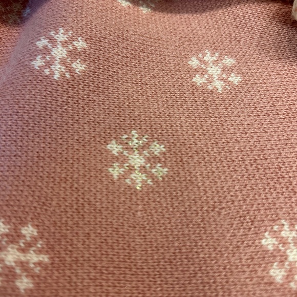 Adorable skirt set! Winter design by Cynthia Rowley. Size 3 Toddler. - Picture 4 of 6